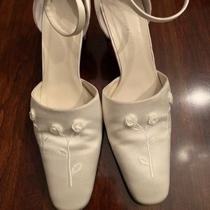 Bridal shoes